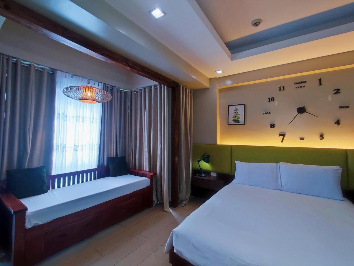 Two Palmtree Villas Newport Boulevard Near Naia 3 Pasay City Manila Kültér fotó